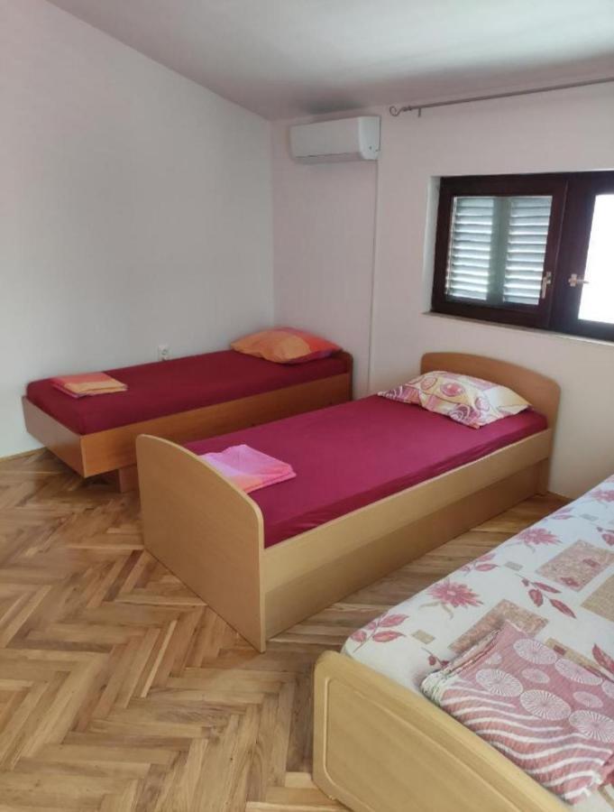 Eros Rooms Split Bagian luar foto