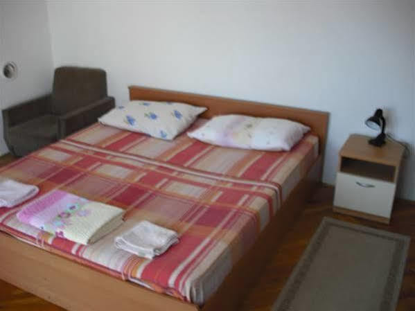 Eros Rooms Split Bagian luar foto