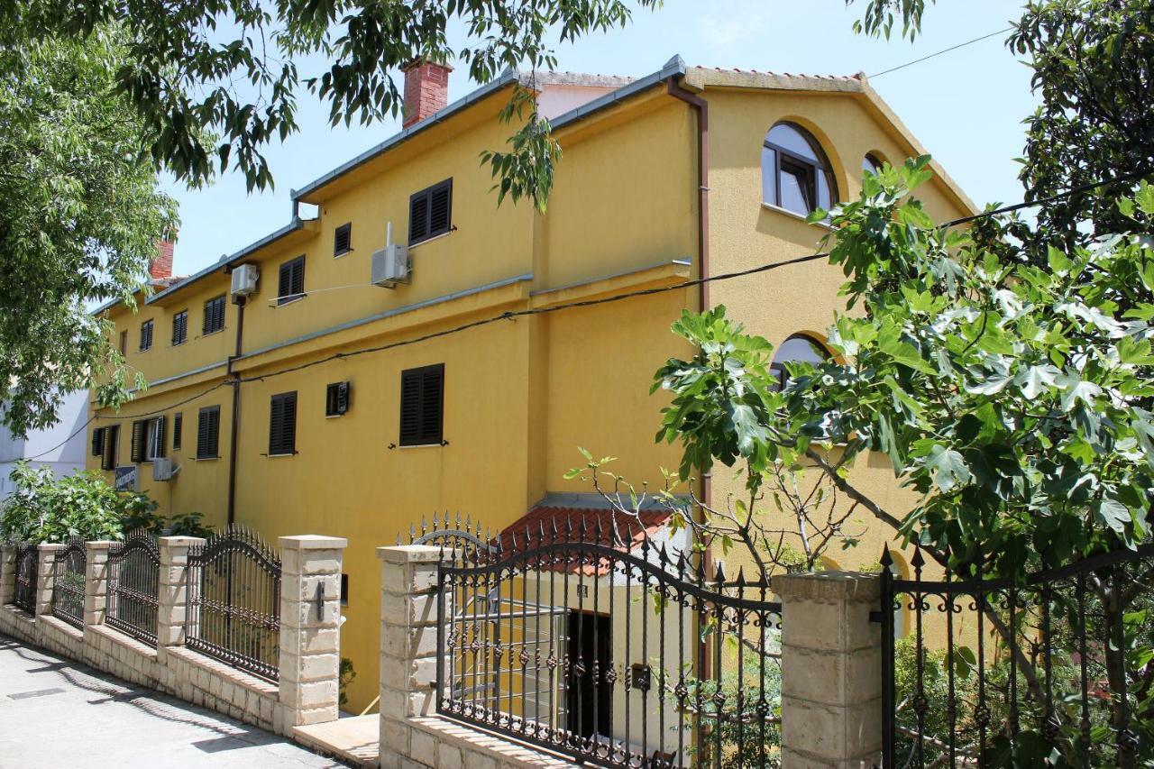Eros Rooms Split Bagian luar foto